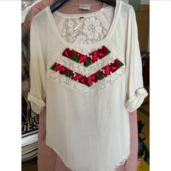 Free People Crochet Lace Oaxaca Embroidered Beach Top Boho Shirt S P - Picture 10 of 11